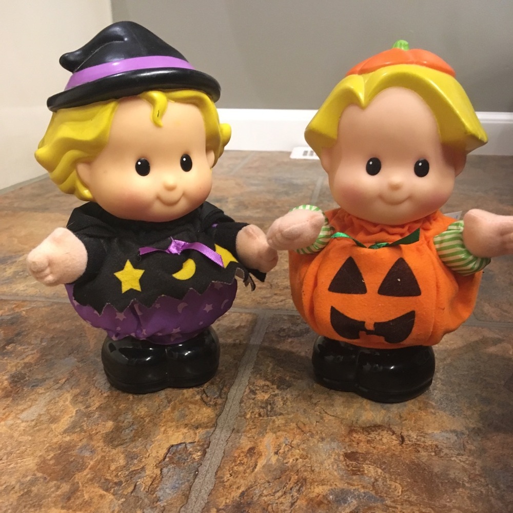 Vintage Little People Trick or Treaters